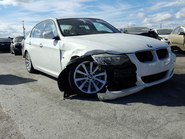 WBAPH5G56BNM84054 - 2011 BMW 328 I SULE WHITE photo 1