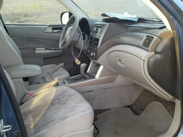 JF2SH6CC5AH786019 - 2010 SUBARU FORESTER 2 BLUE photo 5