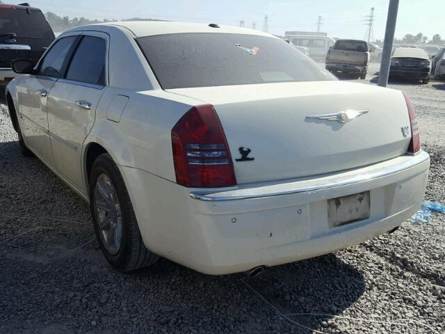 2C3LA63H06H341163 - 2006 CHRYSLER 300C WHITE photo 3