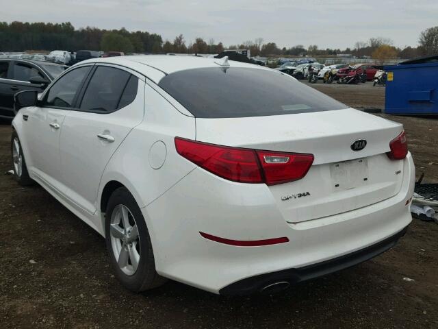 KNAGM4A75F5642163 - 2015 KIA OPTIMA LX WHITE photo 3