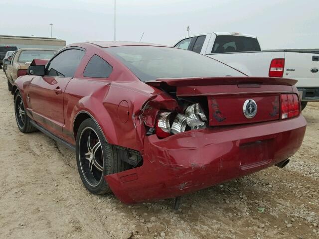 1ZVHT80N185114928 - 2008 FORD MUSTANG RED photo 3