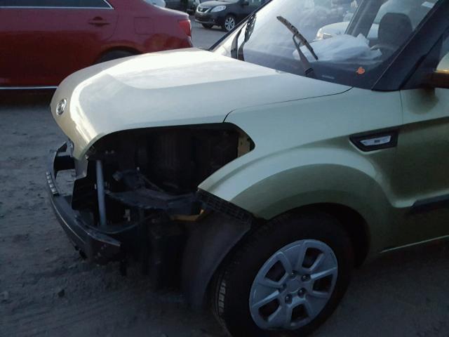 KNDJT2A58C7471357 - 2012 KIA SOUL GREEN photo 9