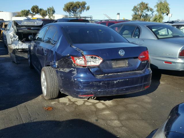 3VWDZ7AJ6BM076570 - 2011 VOLKSWAGEN JETTA SE BLUE photo 3