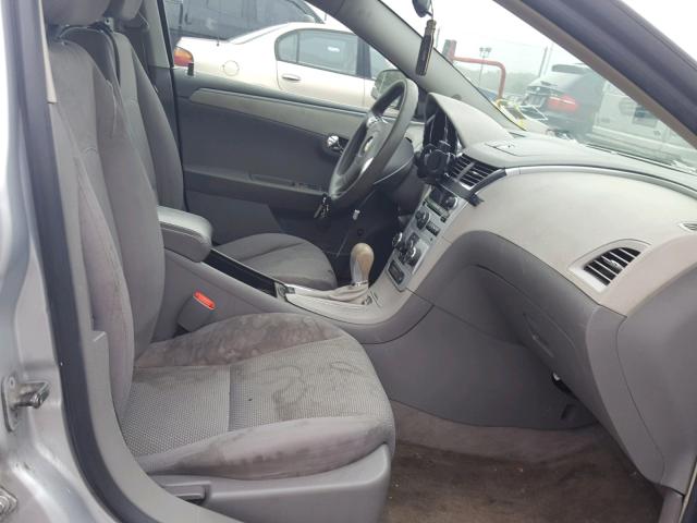 1G1ZG57B294172536 - 2009 CHEVROLET MALIBU LS SILVER photo 5