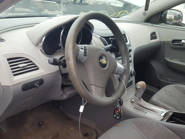 1G1ZG57B294172536 - 2009 CHEVROLET MALIBU LS SILVER photo 9