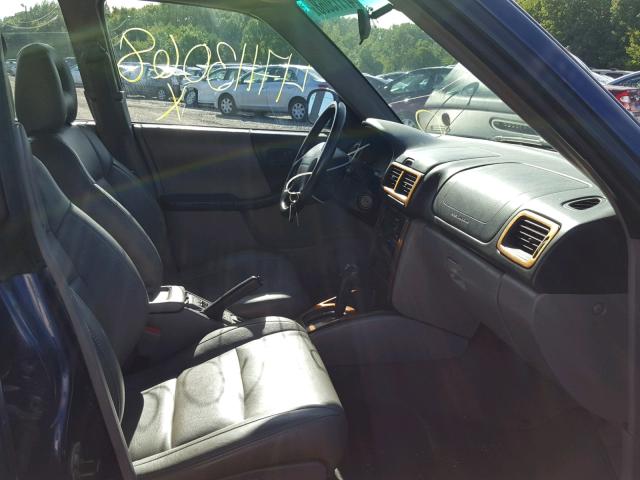 JF1SF65551H732387 - 2001 SUBARU FORESTER S BLUE photo 5