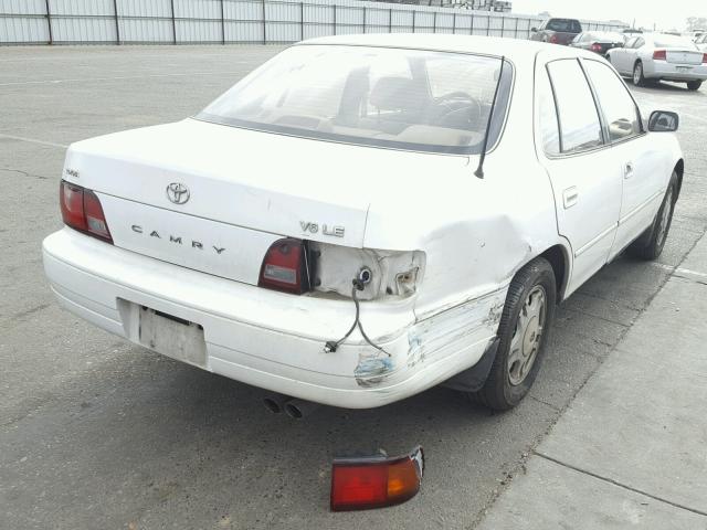 JT2GK12E5S0119262 - 1995 TOYOTA CAMRY LE WHITE photo 4