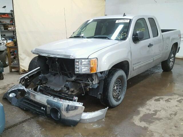 2GTEK190981282616 - 2008 GMC SIERRA K15 SILVER photo 2