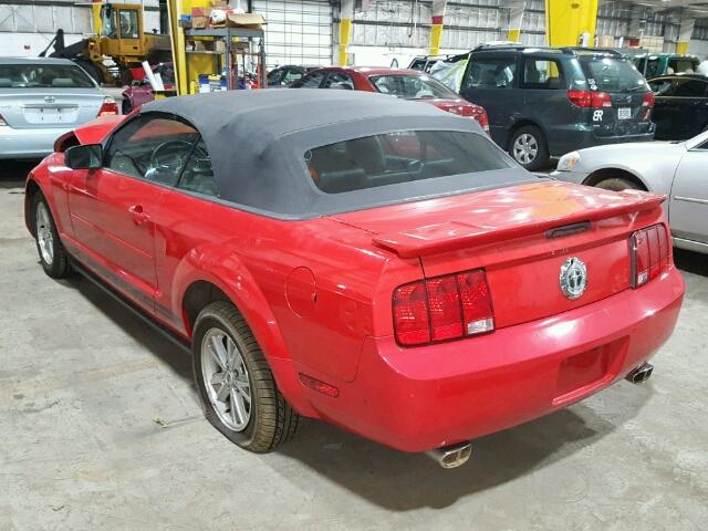 1ZVFT84N175205732 - 2007 FORD MUSTANG RED photo 3