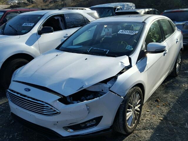 1FADP3J2XGL210361 - 2016 FORD FOCUS TITA WHITE photo 2