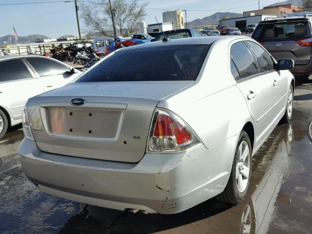 3FAHP07Z89R110655 - 2009 FORD FUSION SE SILVER photo 4