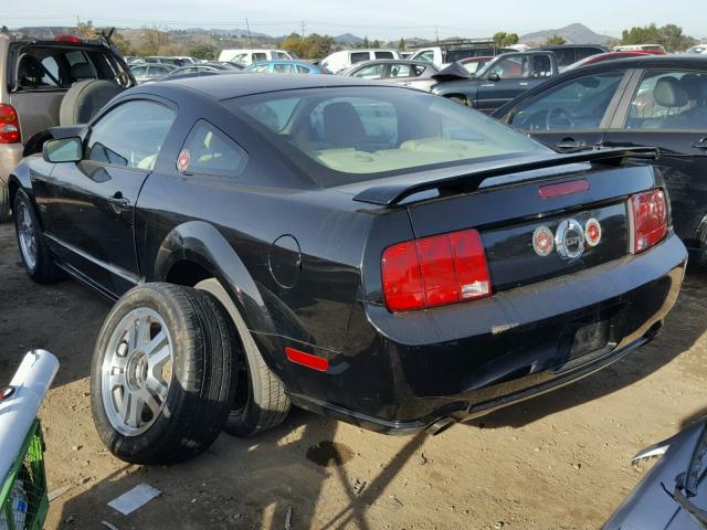 1ZVFT82H465168221 - 2006 FORD MUSTANG GT BLACK photo 3