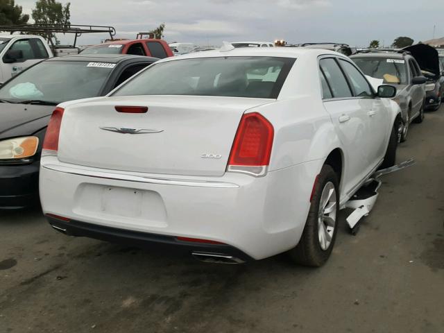 2C3CCAAG3GH230342 - 2016 CHRYSLER 300 LIMITE WHITE photo 4