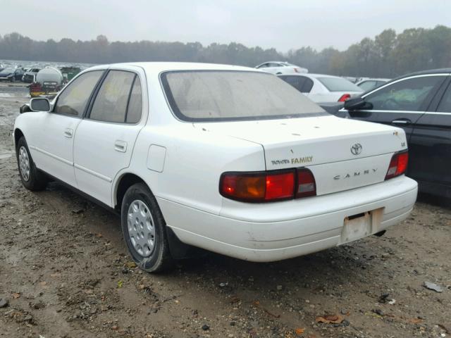 JT2SK12E6S0335776 - 1995 TOYOTA CAMRY LE WHITE photo 3