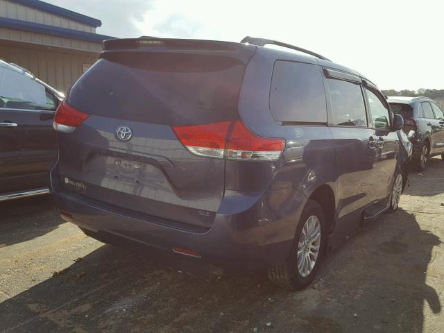 5TDYK3DC7DS365202 - 2013 TOYOTA SIENNA BLUE photo 4