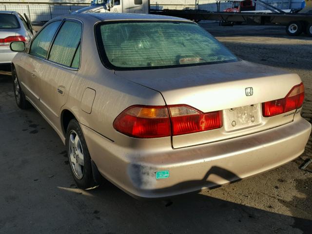 1HGCG1659YA044250 - 2000 HONDA ACCORD EX TAN photo 3