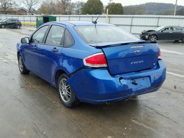 1FAHP3FN7BW141866 - 2011 FORD FOCUS SE BLUE photo 3