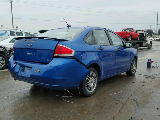 1FAHP3FN7BW141866 - 2011 FORD FOCUS SE BLUE photo 4