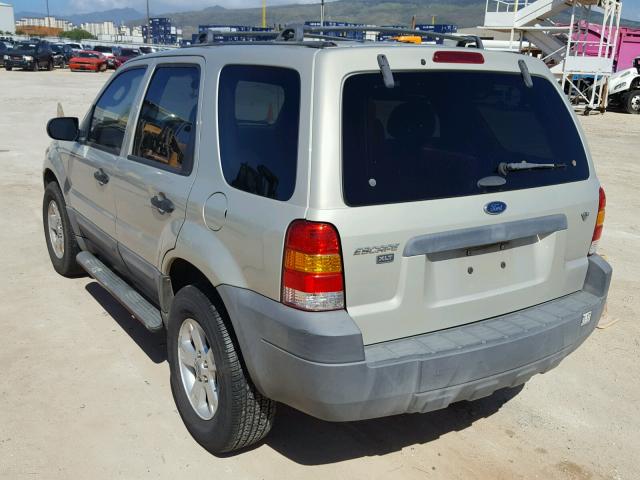 1FMYU931X5KC09740 - 2005 FORD ESCAPE XLT TAN photo 3