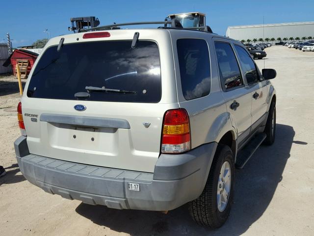 1FMYU931X5KC09740 - 2005 FORD ESCAPE XLT TAN photo 4