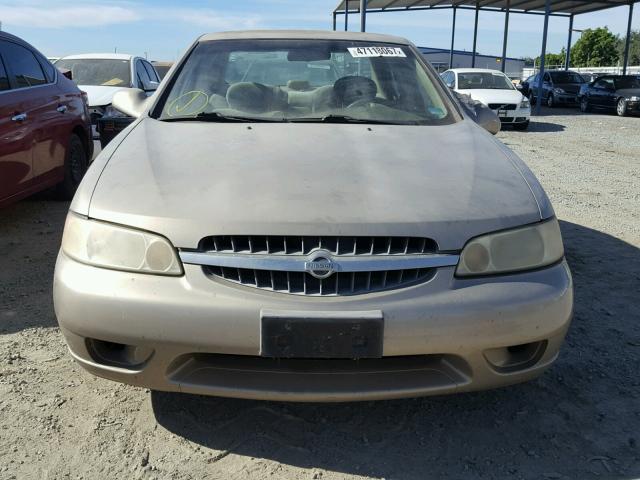 1N4DL01D61C205757 - 2001 NISSAN ALTIMA XE GOLD photo 9