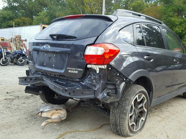 JF2GPABC1H8237568 - 2017 SUBARU CROSSTREK GRAY photo 9