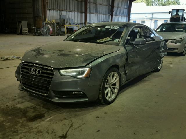 WAULFAFR2DA056350 - 2013 AUDI A5 PREMIUM GRAY photo 2