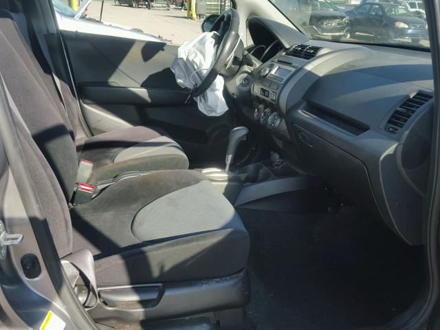 JHMGD38647S058297 - 2007 HONDA FIT S GRAY photo 5