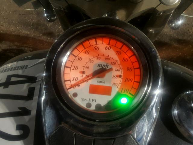 JS1VS55A062111816 - 2006 SUZUKI C50 GRAY photo 8