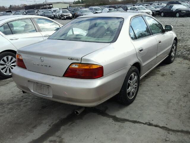 19UUA5642XA052158 - 1999 ACURA 3.2TL SILVER photo 4