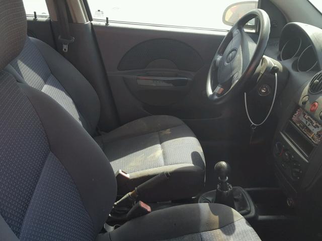 KL1TD66616B683721 - 2006 CHEVROLET AVEO BASE Czarny zdjęcie 5