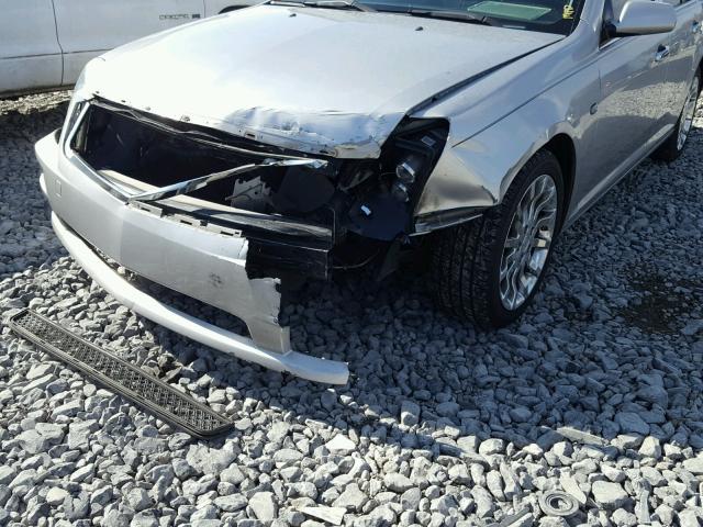 1G6DW677250189704 - 2005 CADILLAC STS SILVER photo 9