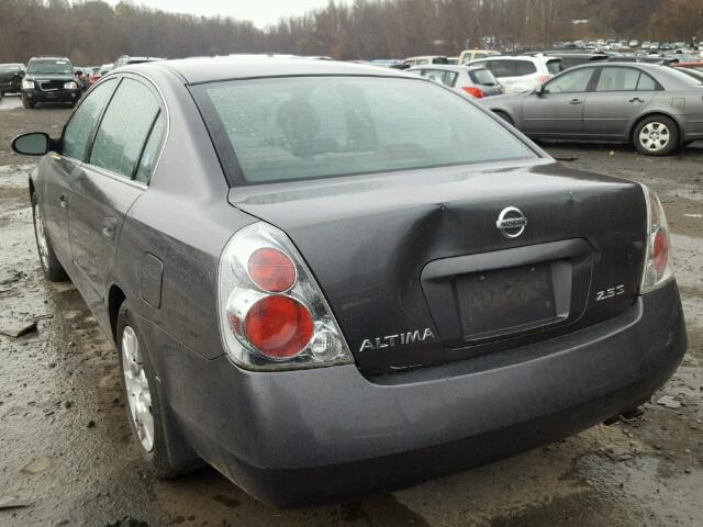 1N4AL11D75C223389 - 2005 NISSAN ALTIMA S GRAY photo 3