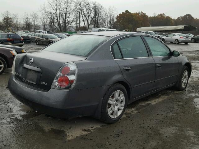 1N4AL11D75C223389 - 2005 NISSAN ALTIMA S GRAY photo 4