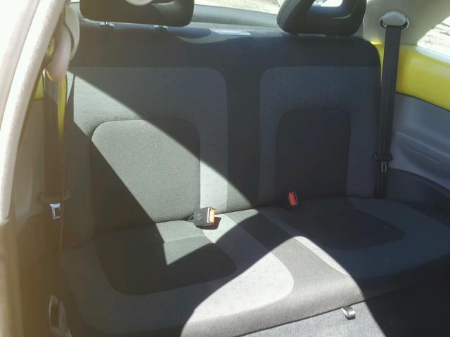 3VWBB61C4WM013920 - 1998 VOLKSWAGEN NEW BEETLE Sarı foto 6