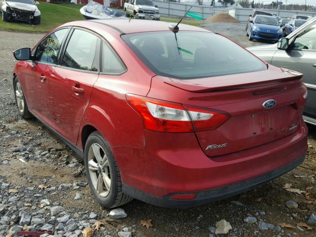 1FAHP3F20CL390891 - 2012 FORD FOCUS SE RED photo 3