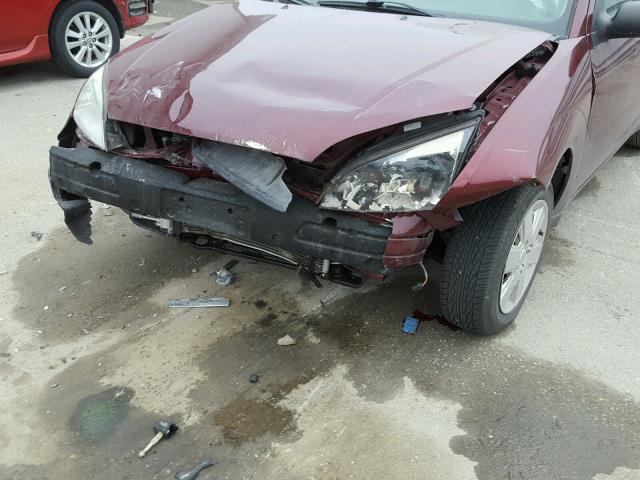 1FAFP37N06W168676 - 2006 FORD FOCUS ZX5 MAROON photo 9