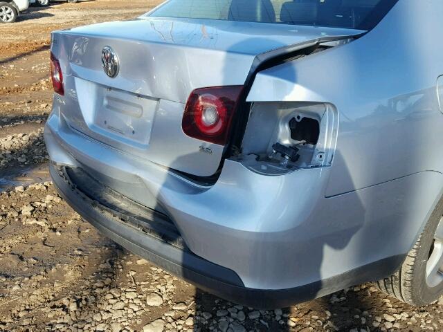 3VWRZ71K99M006425 - 2009 VOLKSWAGEN JETTA SE SILVER photo 9