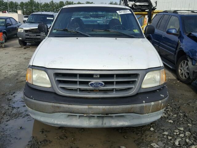 1FTRX17242NA72910 - 2002 FORD F150 WHITE photo 9