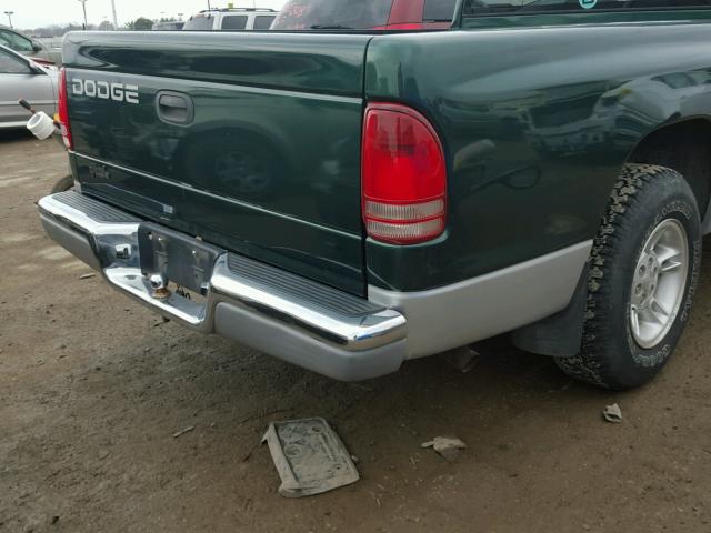 1B7GL22X9XS318130 - 1999 DODGE DAKOTA GREEN photo 10