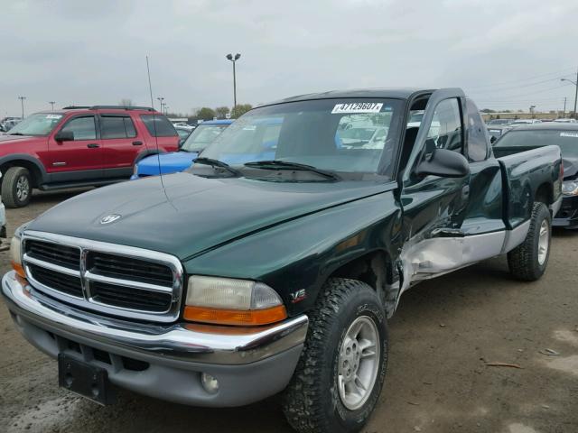 1B7GL22X9XS318130 - 1999 DODGE DAKOTA GREEN photo 2