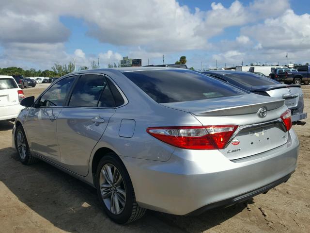 4T1BF1FK1HU452254 - 2017 TOYOTA CAMRY LE SILVER photo 3
