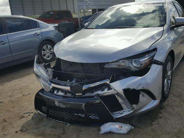 4T1BF1FK1HU452254 - 2017 TOYOTA CAMRY LE SILVER photo 9