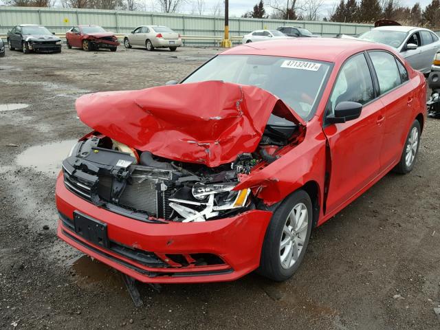 3VWD17AJ6FM292836 - 2015 VOLKSWAGEN JETTA SE RED photo 2