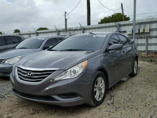 5NPEB4AC1CH344170 - 2012 HYUNDAI SONATA GLS GRAY photo 2