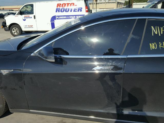 5YJSA1CG4DFP09333 - 2013 TESLA MODEL S BLACK photo 8