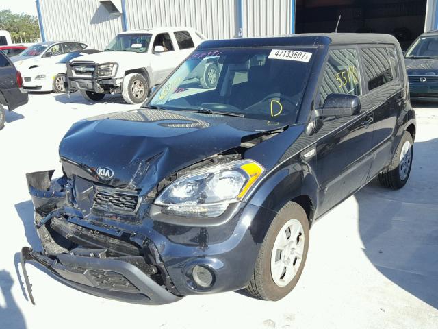 KNDJT2A52D7622260 - 2013 KIA SOUL BLACK photo 2