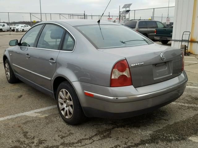 WVWPH63B42P041376 - 2002 VOLKSWAGEN PASSAT GLS SILVER photo 3