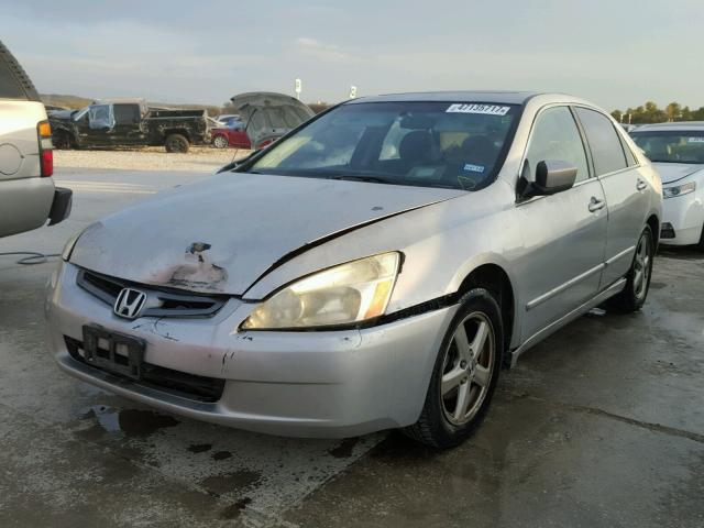 1HGCM55664A059714 - 2004 HONDA ACCORD EX SILVER photo 2