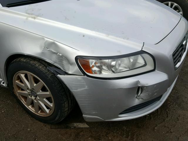 YV1MS382382376172 - 2008 VOLVO S40 2.4I SILVER photo 9